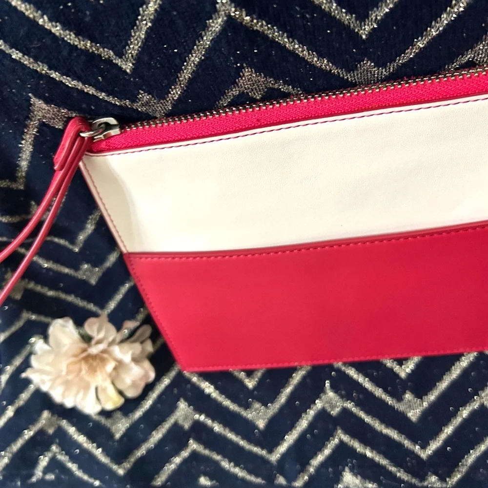 Vera Bradley Vibrant Pink , White and Red Leather Wristlet NWOT - Picture 6 of 10